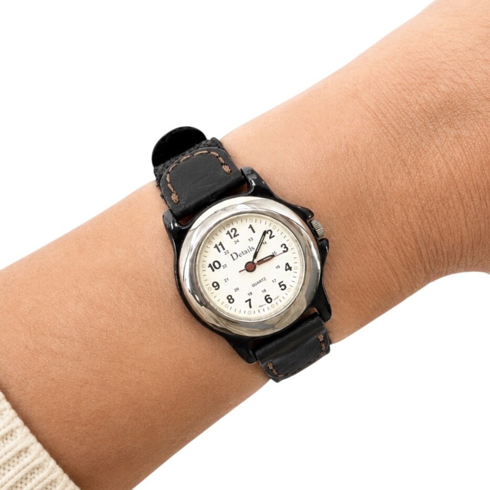 Vintage Details Quartz Watch Black Nylon Leather Strap New Battery *SEE